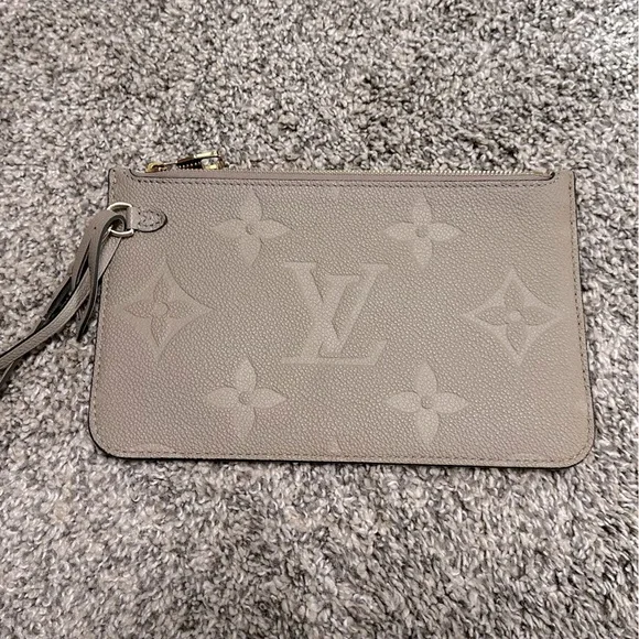 Louis Vuitton Monogram Empreinte Pochette - Picture 1 of 11